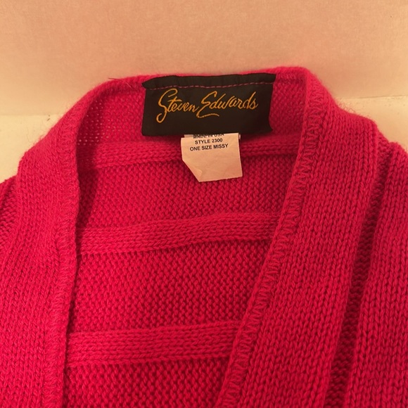 Steven Edwards Hot Pink Acrylic Sweater Shawl . One Size Fits All. Button Front - Picture 3 of 6